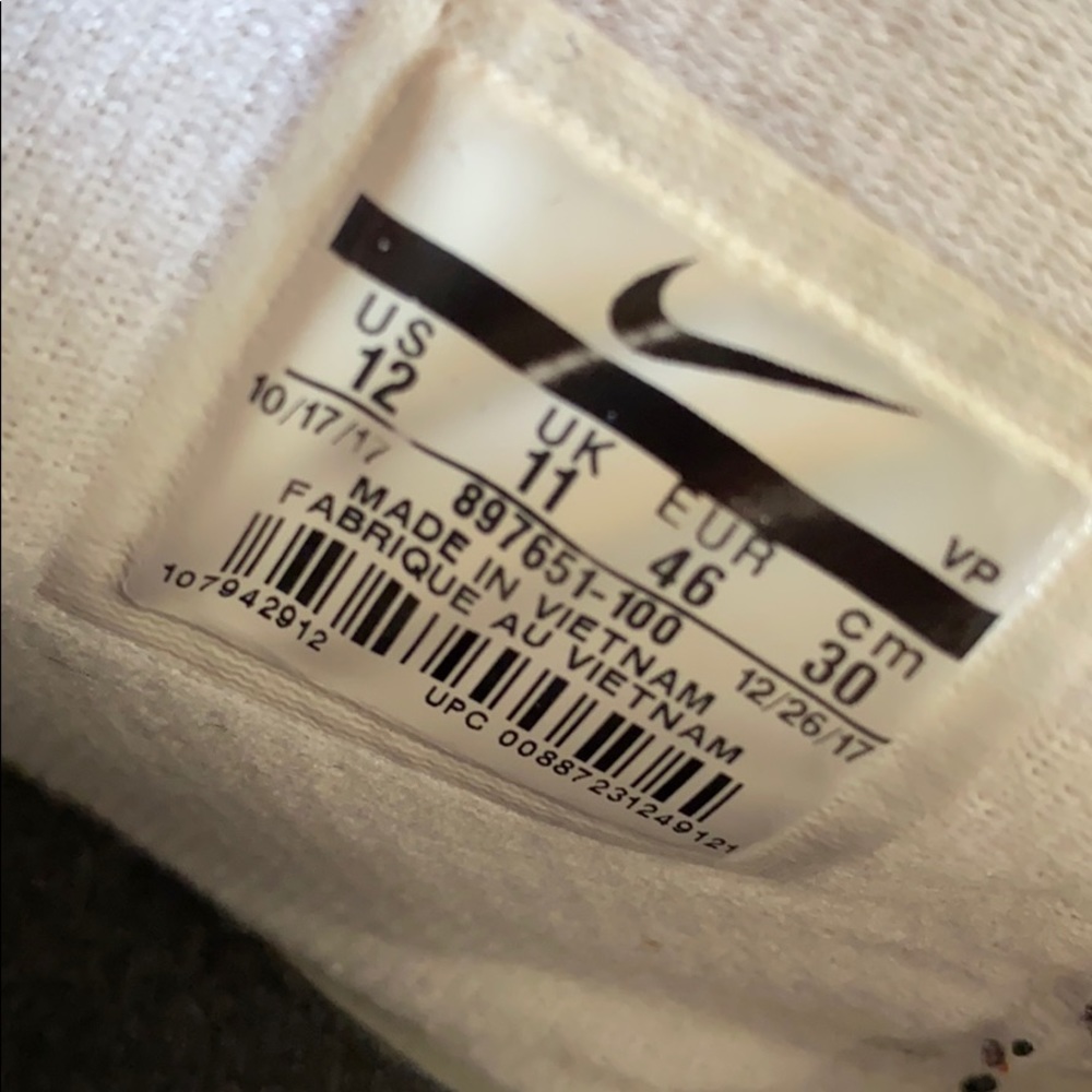 Nike’s - Picture 5 of 7